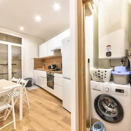 Superbe T2 Avec Terrasse A 5 Min Du Metro Appartement