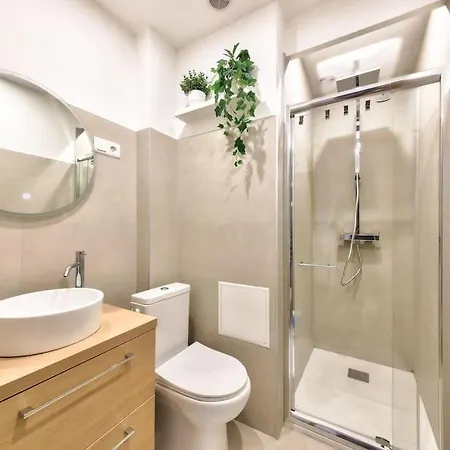 Appartement Superbe T2 Avec Terrasse A 5 Min Du Metro *